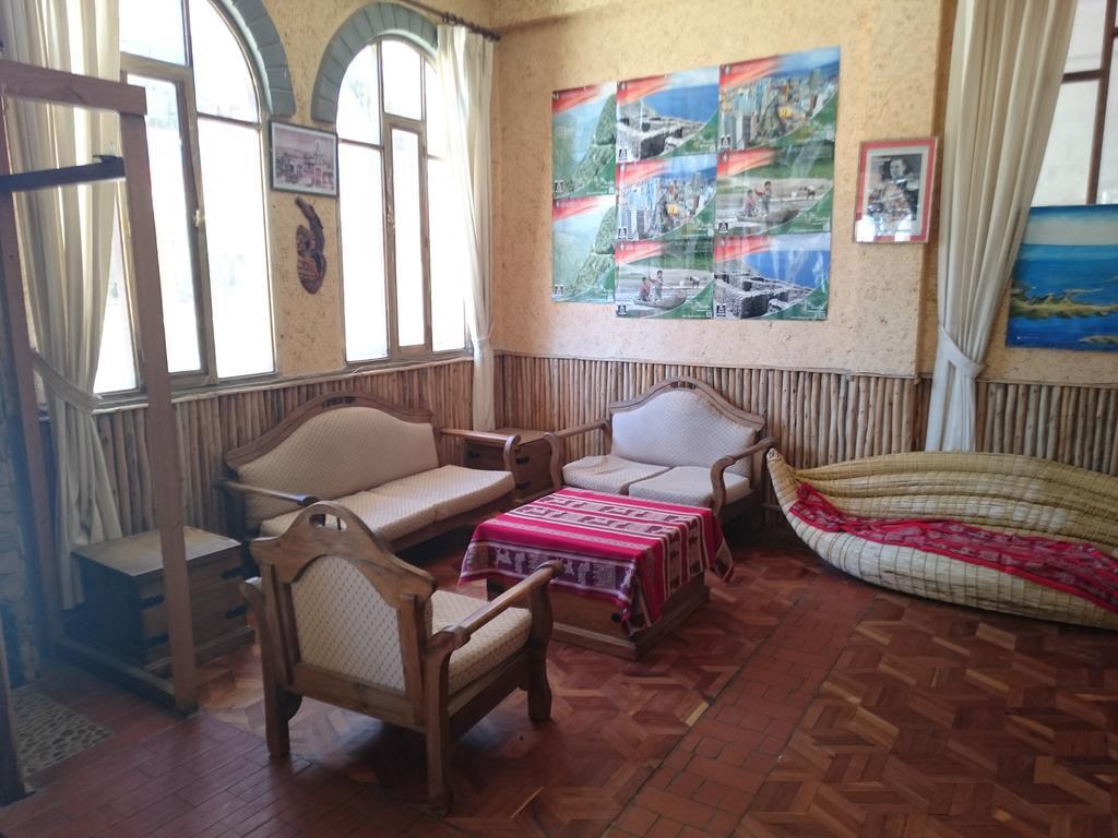Hostal Real Los Andes Del Lago Copacabana  Ngoại thất bức ảnh