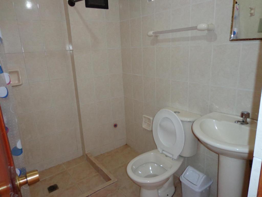 Hostal Real Los Andes Del Lago Copacabana  Phòng bức ảnh
