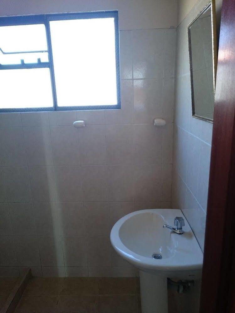 Hostal Real Los Andes Del Lago Copacabana  Ngoại thất bức ảnh