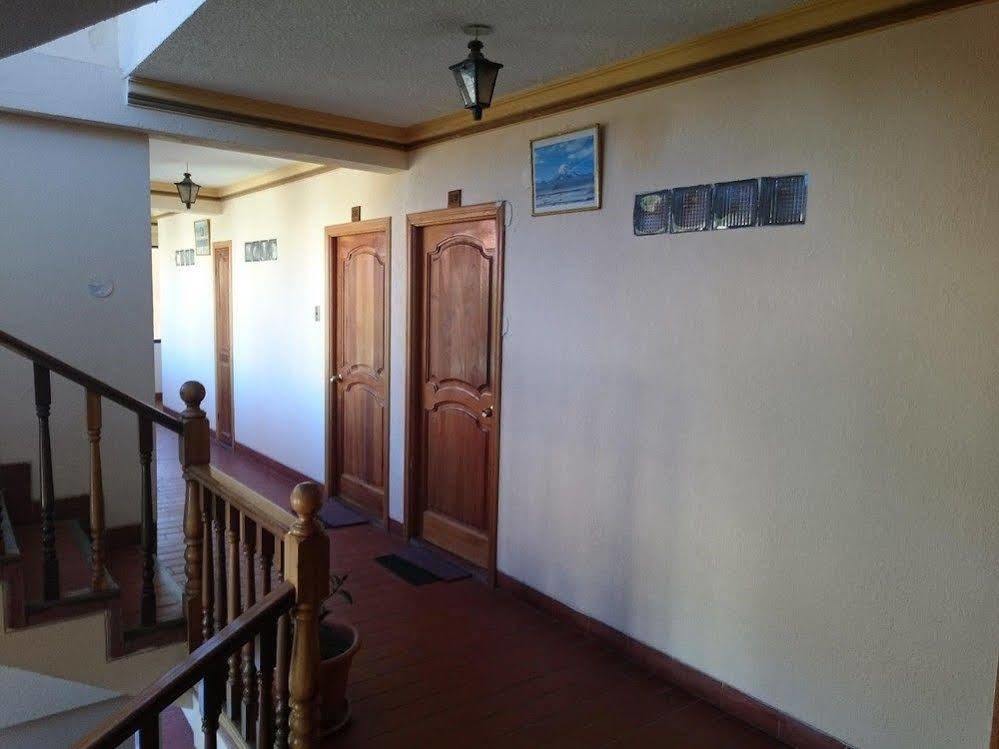 Hostal Real Los Andes Del Lago Copacabana  Ngoại thất bức ảnh